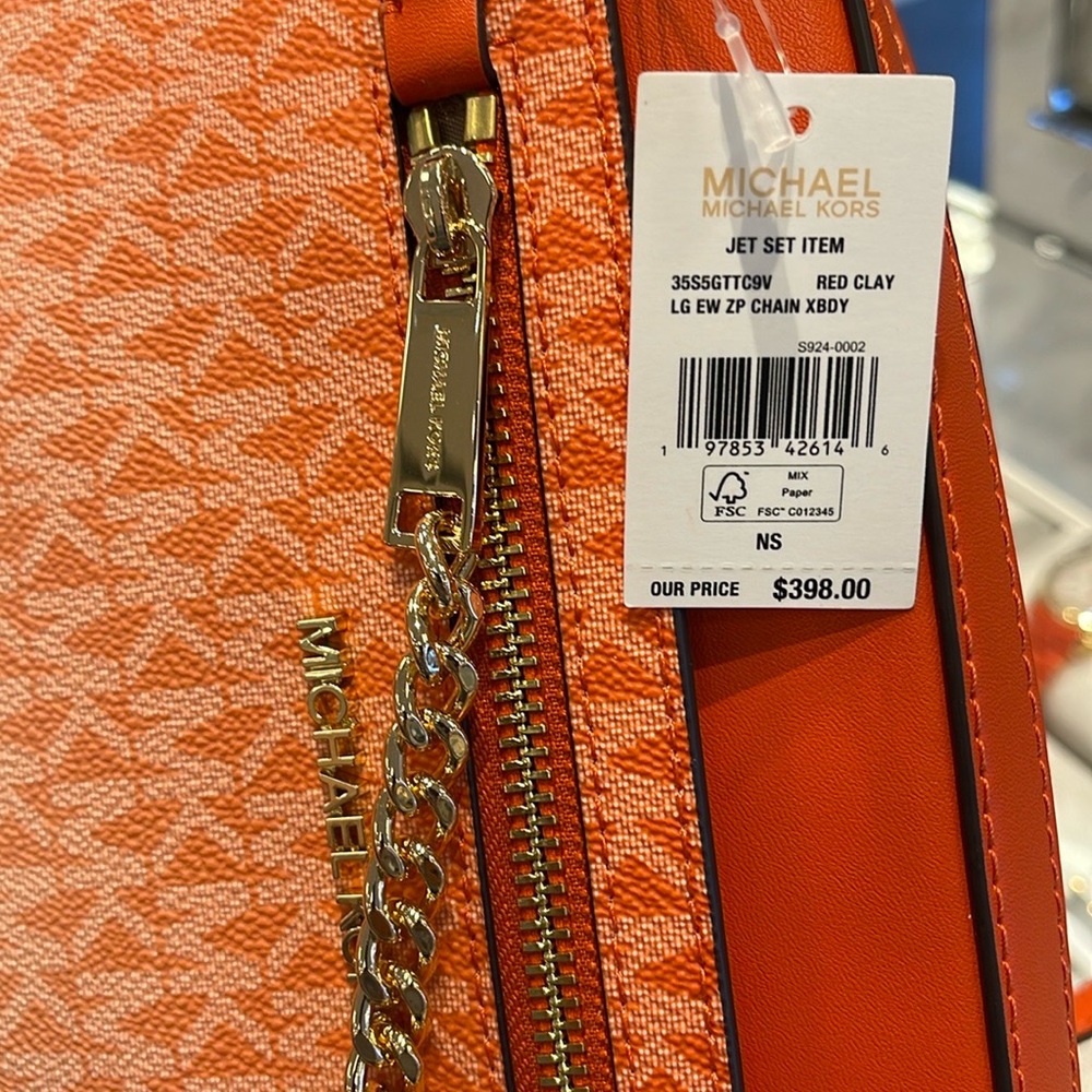 Michael Kors Jet Set Large East West Ombré Signature Logo Crossbody Bag
Red Clay - Picture 7 of 16